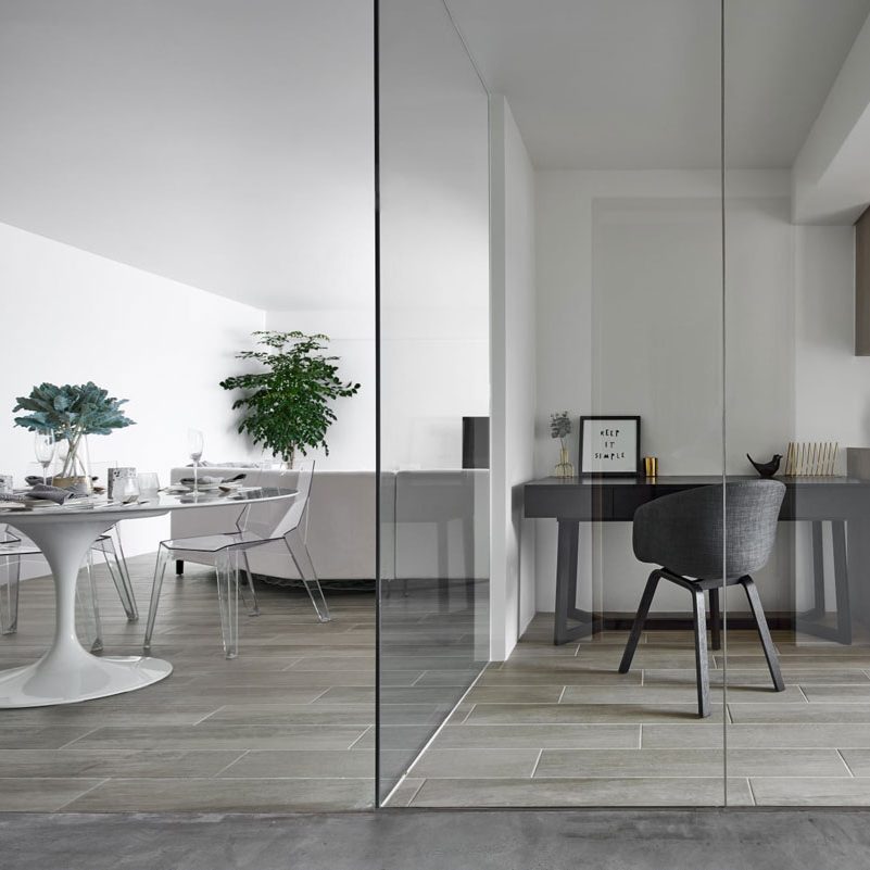 Partisi kaca dinding