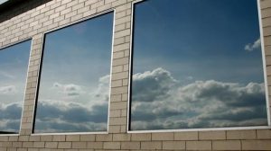 kaca jendela tahan panas