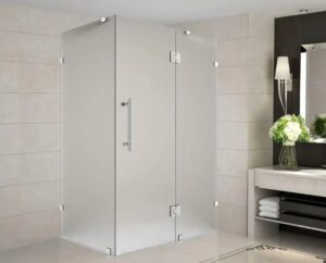 kamar mandi kaca buram