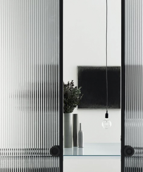 stiker kaca tembus cahaya