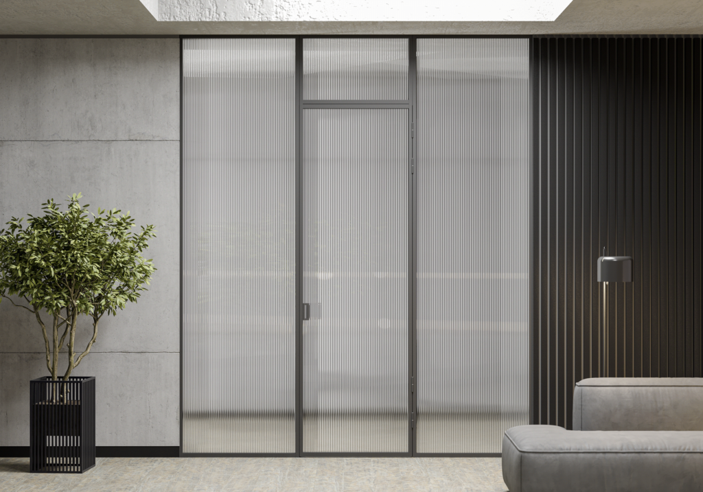 pintu kaca pembatas ruangan