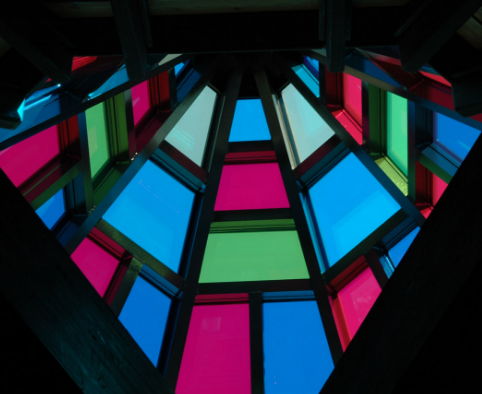 Ketebalan Kaca Skylight