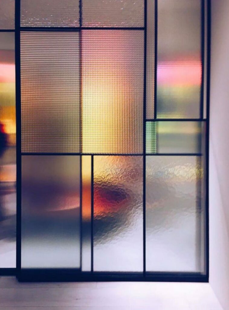 Jenis kaca Untuk Pintu